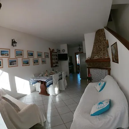 Casa Del Mandorleto-sardinia Villasimius-peaceful Panoramic Terrace-full Comfort Air Conditioning-wifi-parking-privacy Villasimius
