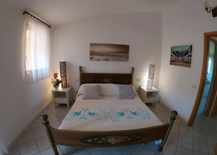 Andrea Frau - Casa Mandorleto New - Sardinia Villasimius-peaceful Panoramic Terrace-full Comfort Air Conditioning-wifi-parking-privacy Villasimius